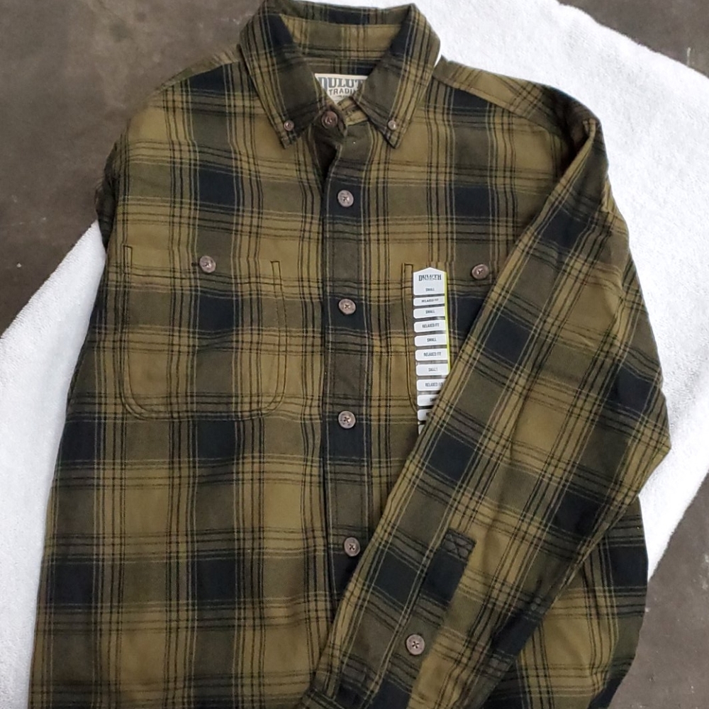 Mens plaid Duluth flannel button down